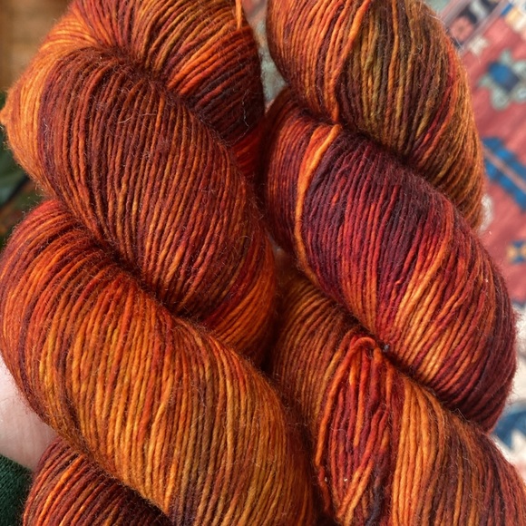 Primrose Yarn Adelaide 2 skeins - Picture 3 of 3